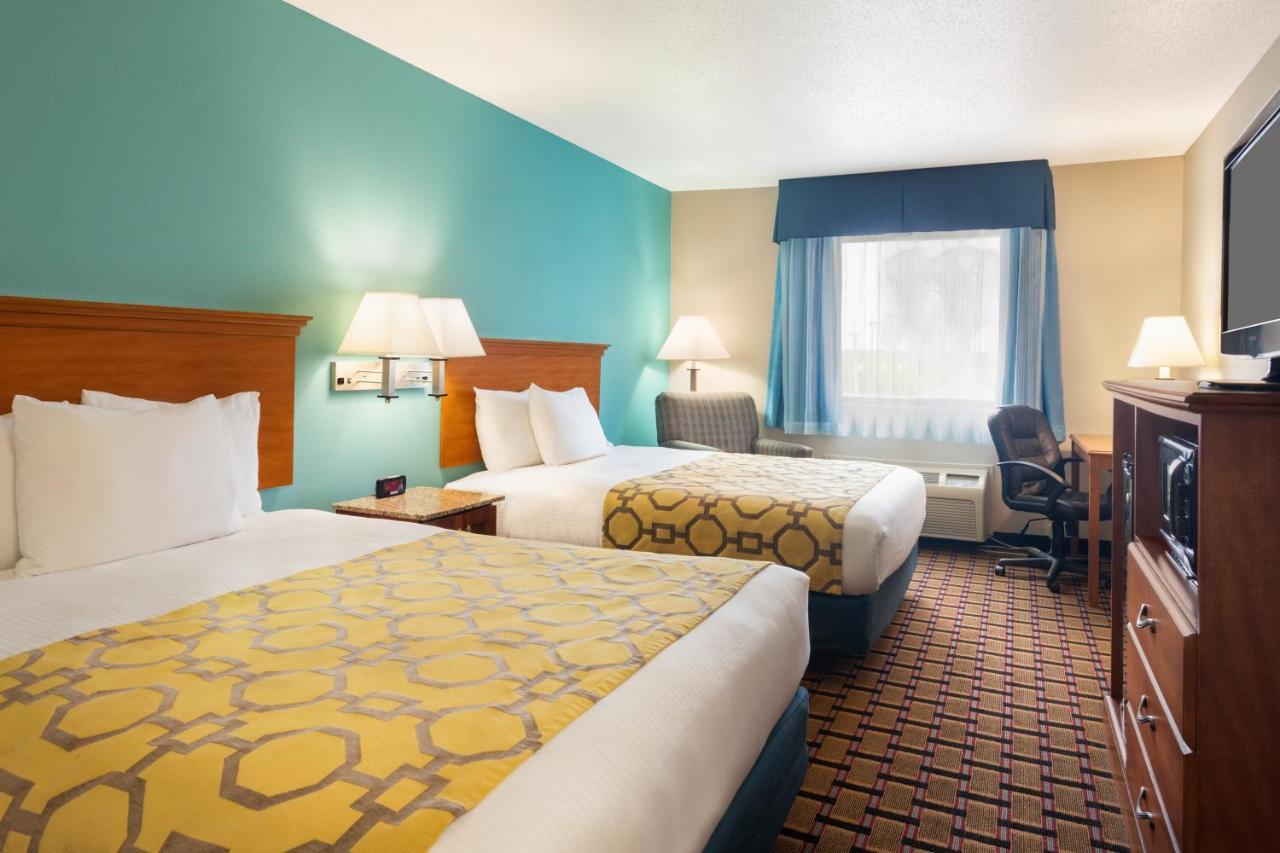 Hotel Baymont By Wyndham Warrenton Exterior foto